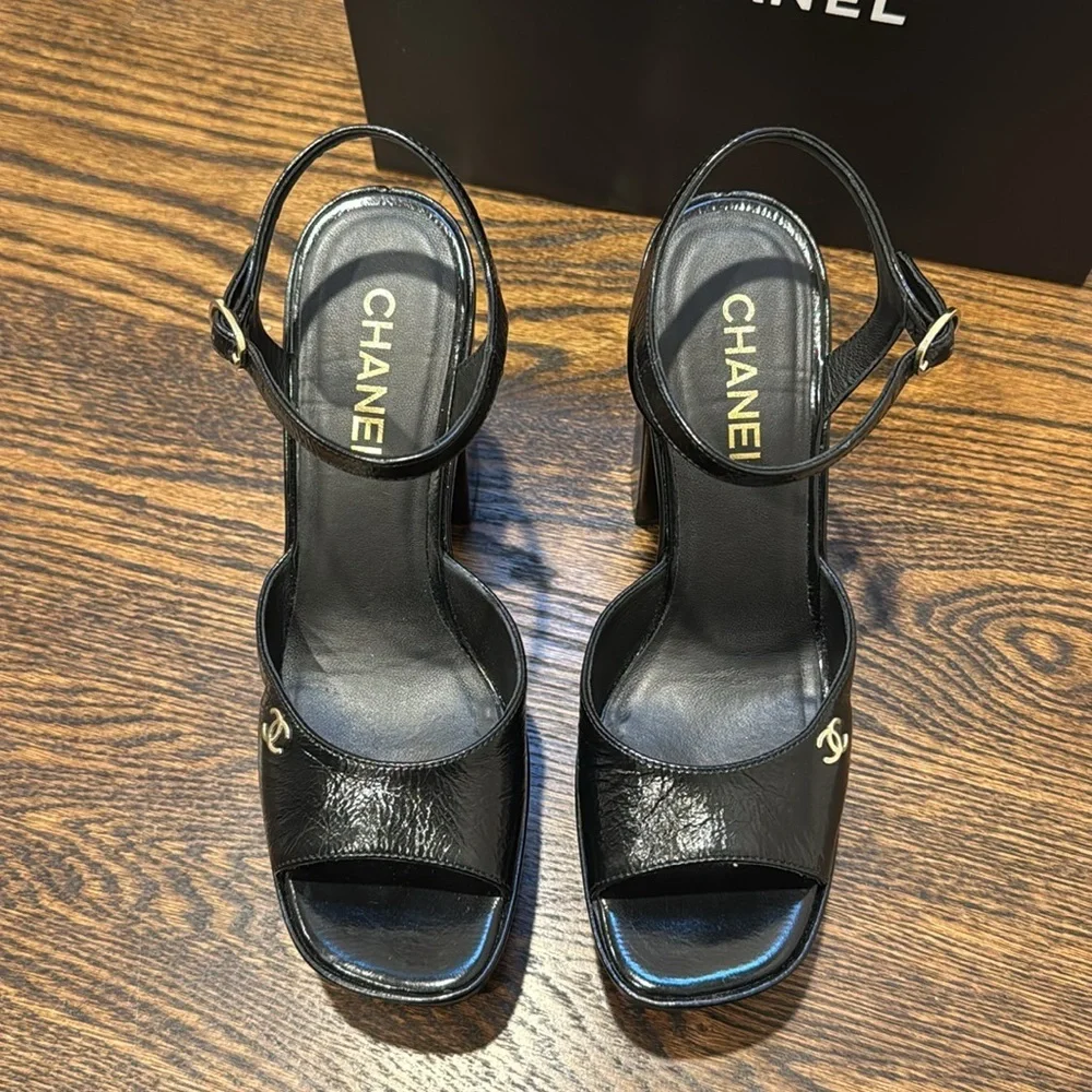 Chanel 24A Black Platform Sandals Sz 40 - Picture 3 of 6